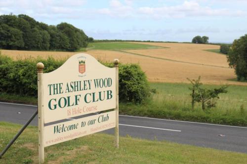 Ashley Wood GC Sign